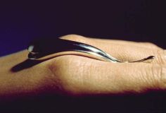 Finger-Between~1 [1600x1200]