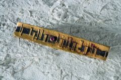 spilla,1961.oro-niello-rubinochia